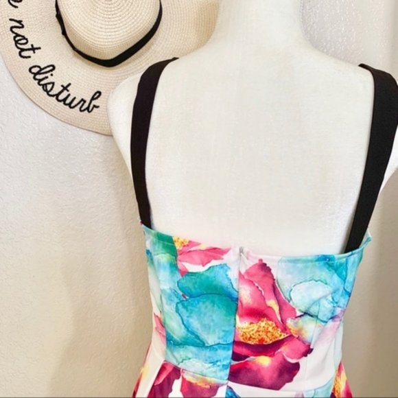 Watercolor Floral Halter Neck Skater Dress Size M - Picture 4 of 8